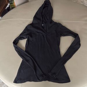 Rebecca Beeson for Levi’s Black Long Sleeve Thermal Knit Cotton Hoodie. Size S.
